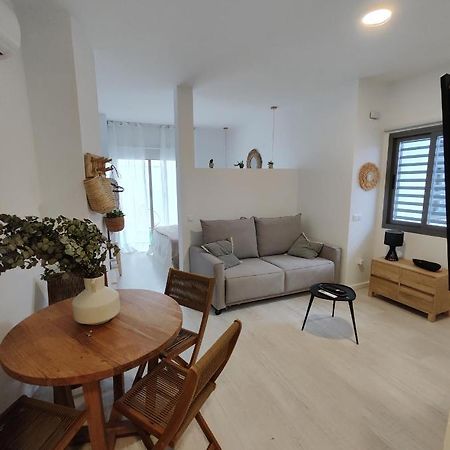 Apartamento Dos Aceras Málaga Esterno foto