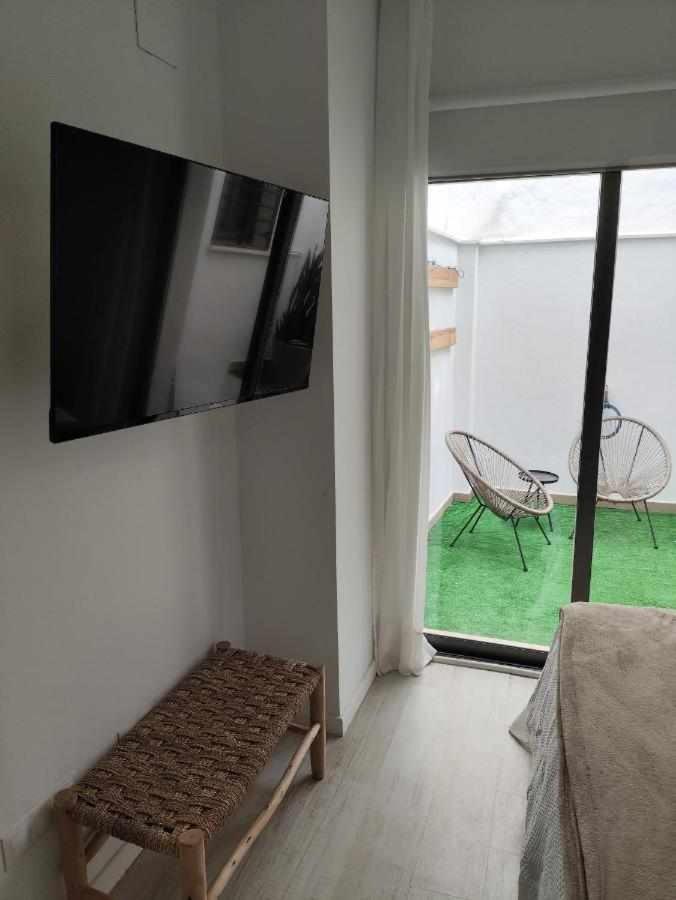 Apartamento Dos Aceras Málaga Esterno foto